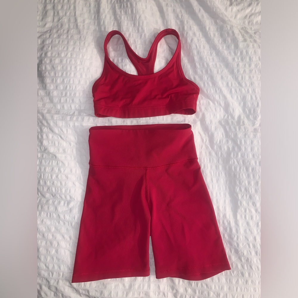 Aritzia tna set